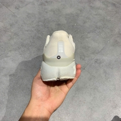 Under Armour HOVR Machina 3 - 3025650 100 - Size 42 - GIÀY 2HAND CHÍNH HÃNG PVN24964