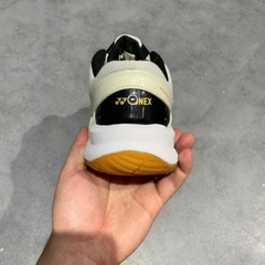 Yonex Power Cushion 101 CR - SHB101CR TRẮNG VÀNG - Size 41 - GIÀY 2HAND CHÍNH HÃNG PVN25171