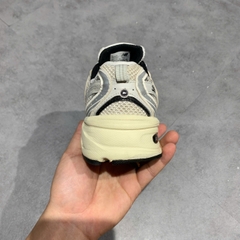 New Balance 530 White Metallic Silver - MR530TA - Size 40.5 - GIÀY 2HAND CHÍNH HÃNG PVN25367