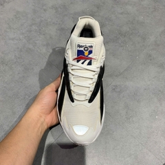 Reebok INTV 96 'White Black' - FV5478 - Size 40 - GIÀY 2HAND CHÍNH HÃNG PVN25349