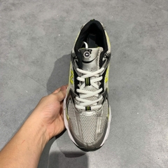 New Balance 530 Silver Yellow - MR530SC - Size 40.5 - GIÀY 2HAND CHÍNH HÃNG PVN26059