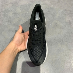 Nike Air Zoom Winflo 6 Black White - AQ8228-003 - Size 40 - GIÀY 2HAND CHÍNH HÃNG PVN25770