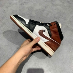 Air Jordan 1 Mid SE Dark Pony - HF3216-102 - Size 43 - GIÀY 2HAND CHÍNH HÃNG PVN26163