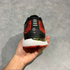 ASICS Gel-Kayano 28 Black Electric Red - 1011B189 - Size 42.5 - GIÀY 2HAND CHÍNH HÃNG PVN25548