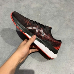 ASICS Gel-Kayano 28 Black Electric Red - 1011B189 - Size 42.5 - GIÀY 2HAND CHÍNH HÃNG PVN25548