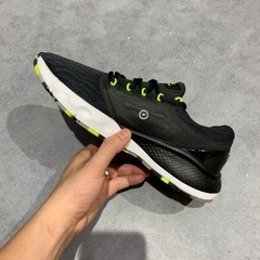 UNDER ARMOUR CHARGED VANTAGE MARBLE 3024734-002 SIZE 41 GIÀY 2HAND CHÍNH HÃNG [PVN19639]