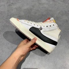 NIKE BLAZER MID ’77 VINTAGE WHITE BLACK DQ1471-100 SIZE 41 GIÀY 2HAND CHÍNH HÃNG PVN19542