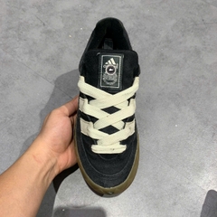 ADIDAS ADIMATIC 'CORE BLACK / OFF WHITE / GUM' IE2224 SIZE 40 GIÀY 2HAND CHÍNH HÃNG [PVN19588]