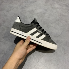 2hand giày ADIDAS DAILY 3.0 FW7033 SIZE 40 2/3 PVN12362