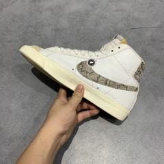 Giày 2hand Nike Blazer Mid 77 Vintage Snakeskin Swoosh CI1176-101 SIZE 42.5 pvn14178