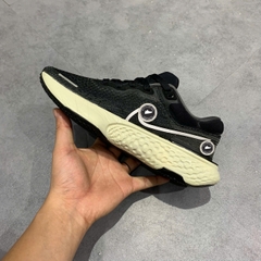 Giày 2hand ZoomX Invincible 'Black White' CT2229-001 SIZE 36.5 pvn16109