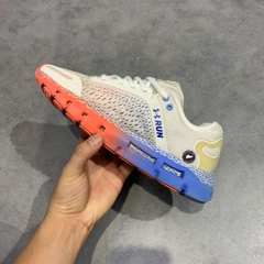 Giày 2hand HOVR Infinite 2 'Ombre' 3022597 103 SIZE 39 pvn16423