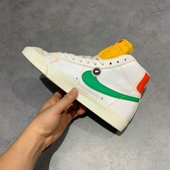 NIKE BLAZER MID '77 VINTAGE "ROSWELL RAYGUNS" - DD9239-100 - GIÀY 2HAND CHÍNH HÃNG