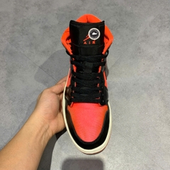 Giày 2hand 1s Mid 'Hot Bred Punch' BQ6472-600 SIZE 40.5 pvn17497