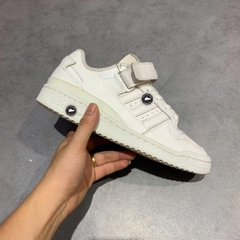 Giày 2hand Forum Low 'Triple White' FY7755 SIZE 40 2/3 pvn17405