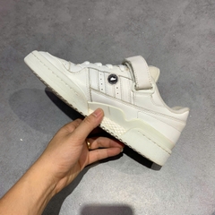 Giày 2hand Forum Low 'Triple White' FY7755 SIZE 40 2/3 pvn17405