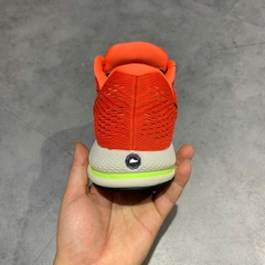 NIKE AIR ZOOM VOMERO 12 863762-800 SIZE 43 - GIÀY 2HAND CHÍNH HÃNG pvn17846