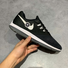 Giày 2hand Nike Air Zoom Winflo 4 'Black White' 898466-001 SIZE 44 pvn17862