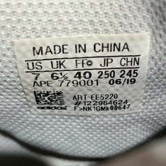 GIÀY ADIDAS EE5220 SIZE 40 - GIÀY 2HAND CHÍNH HÃNG