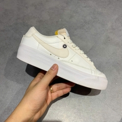 GIÀY NIKE BLAZER LOW PLATFORM 'TRIPLE WHITE' DJ0292-100 SIZE 37.5 – GIÀY 2HAND CHÍNH HÃNG