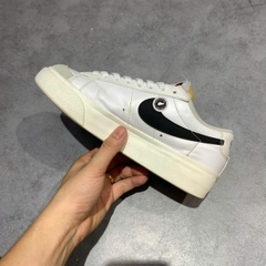 GIÀY NIKE BLAZER LOW PLATFORM 'WHITE BLACK' DJ0292-101 SIZE 38.5 – GIÀY 2HAND CHÍNH HÃNG