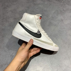 GIÀY NIKE BLAZER MID '77 WHITE BLACK' DA4086-100 SIZE 38.5 – GIÀY 2HAND CHÍNH HÃNG