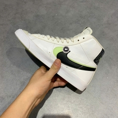 NIKE BLAZER MID '77 SE GS 'DOUBLE SWOOSH – WHITE/VAPOR GREEN' – DD1847 100 – SIZE 38 – GIÀY 2HAND CHÍNH HÃNG