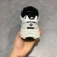 NEW BALANCE WMNS 452 ‘WHITE BLACK’ – WX452SB – SIZE 37.5 – GIÀY 2HAND CHÍNH HÃNG