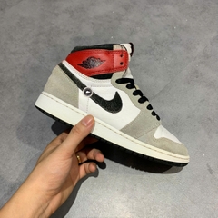 AIR JORDAN 1 RETRO HIGH OG LIGHT SMOKE GREY 575441-126 SIZE 38 - GIÀY 2HAND CHÍNH HÃNG