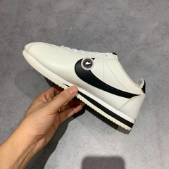GIÀY NIKE CLASSIC CORTEZ LEATHER 'WHITE BLACK' 807471-101 SIZE 39 - GIÀY 2HAND CHÍNH HÃNG