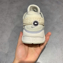 NIKE AIR HUARACHE RUNNER DZ3306 100 SIZE 42 – GIÀY 2HAND CHÍNH HÃNG