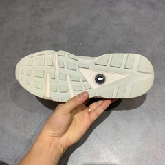 NIKE AIR HUARACHE RUNNER DZ3306 100 SIZE 42 – GIÀY 2HAND CHÍNH HÃNG