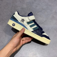 ADIDAS FORUM 84 LOW 'WHITE DARK BLUE' – GX2162 – SIZE 41 1/3 – GIÀY 2HAND CHÍNH HÃNG