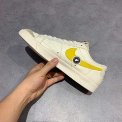 NIKE BLAZER LOW '77 VINTAGE 'SAIL MULTI' – DA6364 106 – SIZE 42 – GIÀY 2HAND CHÍNH HÃNG