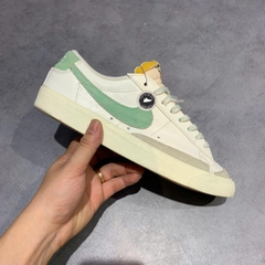 NIKE BLAZER LOW '77 PREMIUM 'CERTIFIED FRESH' – DO9799 100 – SIZE 41 – GIÀY 2HAND CHÍNH HÃNG