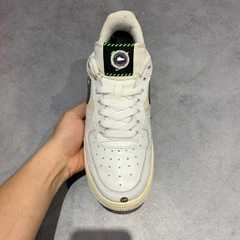 NIKE AIR FORCE 1 LOW ‘X’S AND O’S’ FN8892-191 – GIÀY 2HAND