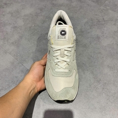 NEW BALANCE 574 'GREY NIMBUS CLOUD' ML574EGW – SIZE 42.5 – GIÀY 2HAND CHÍNH HÃNG