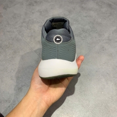 UNDER ARMOUR MICRO G PURSUIT BP 'PITCH GREY WHITE' 3021953-103 SIZE 43 GIÀY 2HAND CHÍNH HÃNG