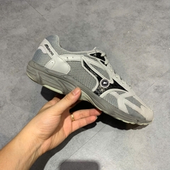 MIZUNO SPARK CN 'BLACK GRAY' – D1GH221205 SIZE 42.5 – GIÀY 2HAND CHÍNH HÃNG