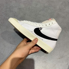 NIKE BLAZER MID '77 VINTAGE WHITE/BLACK CZ1055-100 SIZE 37.5 GIÀY 2HAND CHÍNH HÃNG