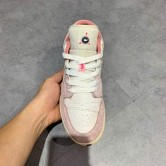 JORDAN 1 LOW GS 'STRAWBERRY ICE CREAM' CW7104-601 SIZE 38 GIÀY 2HAND CHÍNH HÃNG