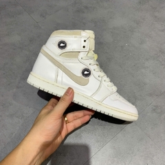 NIKE AIR JORDAN 1 RETRO HIGH ’85 OG NEUTRAL GREY - BQ4422 100 SIZE 38 GIÀY 2HAND CHÍNH HÃNG