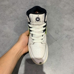 NIKE AIR JORDAN 1 MID ‘COMPOSITION NOTEBOOK’ – 554725-870 SIZE 38 GIÀY 2HAND CHÍNH HÃNG