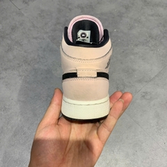 AIR JORDAN 1 MID 'PINK FOAM' 555112-601 SIZE 36 GIÀY 2HAND CHÍNH HÃNG