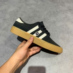 ADIDAS SEELEY XT 'BLACK GUM' GZ8567 SIZE 42 GIÀY 2HAND CHÍNH HÃNG