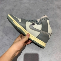 NIKE DUNK HIGH SE 'LIGHT BONE' DM0582-001 SIZE 42 GIÀY 2HAND CHÍNH HÃNG
