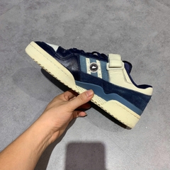 ADIDAS ORIGINALS FORUM 84 LOW 'WHITE DARK BLUE' GX2162 SIZE 42 GIÀY 2HAND