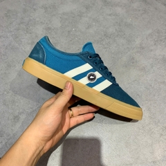 ADIDAS ADIEASE – EE6121 SIZE 42 2/3 GIÀY 2HAND CHÍNH HÃNG