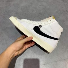NIKE BLAZER MID '77 VINTAGE 'WHITE/BLACK' BQ6806-100 SIZE 43 GIÀY 2HAND CHÍNH HÃNG