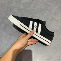 ADIDAS NEO RETROVULC 'WHITE/BLACK' H02207 SIZE 42 GIÀY 2HAND CHÍNH HÃNG
